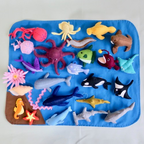⭐手作り 動物 マナティー⭐ 正方形の