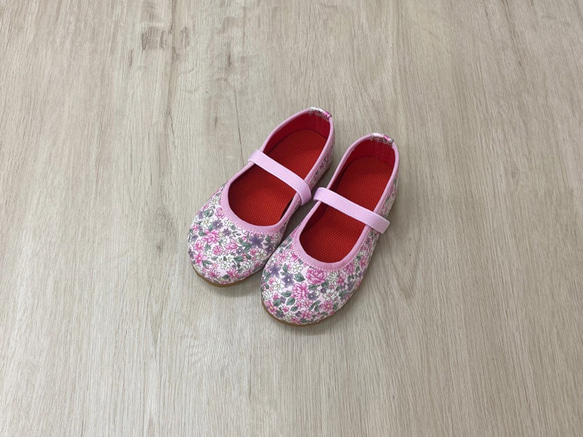 童鞋 玫瑰花 粉色 第2張的照片