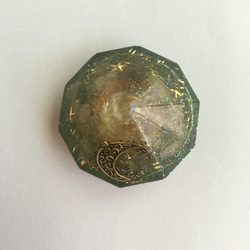 メモリーオイル入りダイヤ型オルゴナイト☆ルチルクォーツ 4枚目の画像