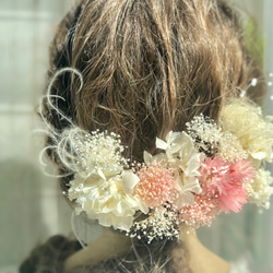 ピンクデイジーと紫陽花 、かすみ草のヘッドパーツ 髪飾り 2枚目の画像