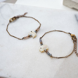 貝殼大象 玻璃珠 輕珠寶 黃銅手鍊 B40 第2張的照片