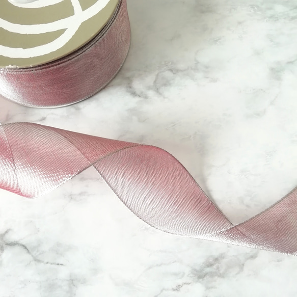 ワイヤー入りリボン オーガンジー くすみピンク 巾約38ｍｍ×　1m 2枚目の画像