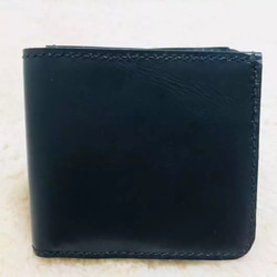 二つ折り財布 シンプル 高級感 4枚目の画像