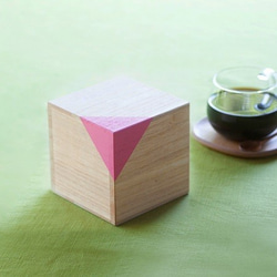 將其作為禮物送給咖啡鑑賞家怎麼樣？ Kiri CUBE 咖啡罐 3 件組（粉紅色、綠色、藍色） 第2張的照片