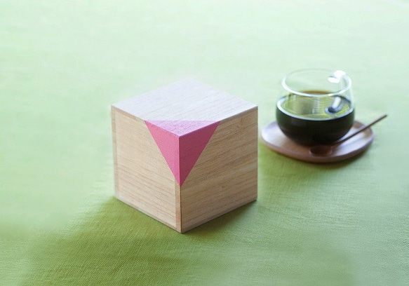 將其作為禮物送給咖啡鑑賞家怎麼樣？ Kiri CUBE 咖啡罐 3 件組（粉紅色、綠色、藍色） 第2張的照片
