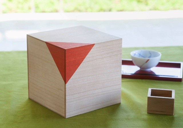 お米の保管、お困りではありませんか？　桐CUBE　米びつ 　お米５kg　オレンジ