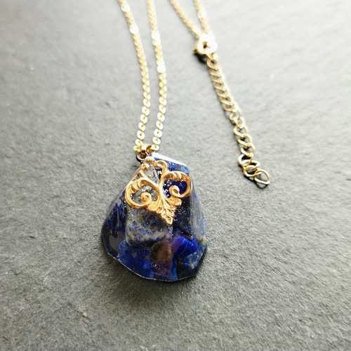 ラピスラズリの鉱石ネックレス‪☆再販 / 9月誕生石 / 12月誕生石‬