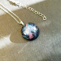 宇宙ネックレス / 22mm / レジン / メンズ / ギフト 3枚目の画像