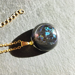 宇宙ネックレス / 18mm / レジン / メンズ / ギフト 3枚目の画像