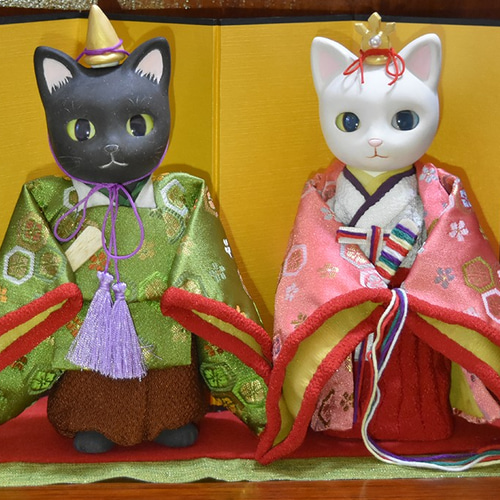 陶器の猫雛 猫の種類を選べます 屏風や敷物つき お雛様 ひな祭り 陶器の猫雛 猫の種類を選べます 屏風や敷物つき お雛様 ひな祭り