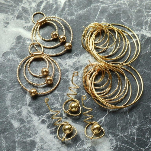 2個☆大ぶりぐるぐるチャーム アクセサリーパーツ ハンドメイド 