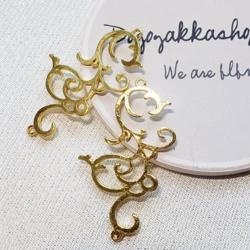 2個☆再販！特大コネクタ ゴールド 蔦パーツ アクセサリーパーツ