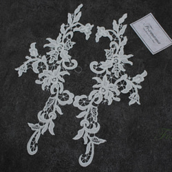 ケミカルレースコード刺繍モチーフ 1対 花 オフ白・キナリ (MFLC01KNSWJL) 5枚目の画像