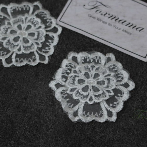 オーガンジー刺繍モチーフ 2枚 重ね花 フラワー オフ白・キナリ オーガンジー刺繍モチーフ 2枚 重ね花 フラワー オフ白・キナリ