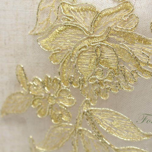 美しい三線 金色の刺繍付き 7303402e1c8c9feb57aede3a411915