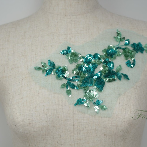 チュールスパンコール刺繍モチーフ 1枚 花 フラワー 青緑系