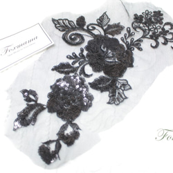 チュール刺繍モチーフ 1枚 花 スパンコール付き 黒 (MFLB62BKHYSP) 5枚目の画像