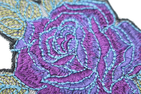 チュール刺繍モチーフ 1枚 アップリケ バラ 花 紫 (MRSA42PPHW00) 3枚目の画像