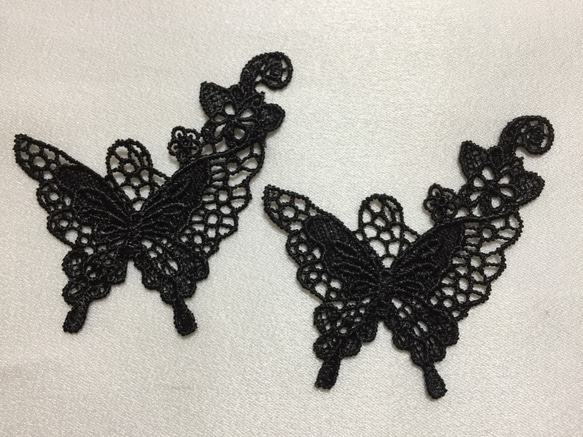 ケミカルレースモチーフ 2枚 蝶と花 黒(MBF601BKBS00) 3枚目の画像