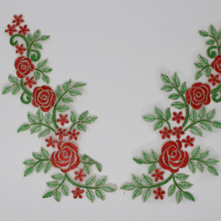 オーガンジー金ラメコード刺繍モチーフ　赤いバラ　1対 (804) 3枚目の画像