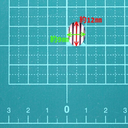 スパンコール　楕円9㎜×12㎜　ストライプ柄　銀×黒　約6g分（SOV120SVBQST） 2枚目の画像