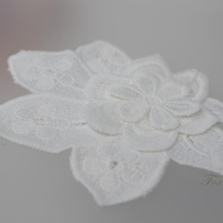 ケミカルレースモチーフ 1枚 立体花 オフ白 キナリ  (MFLA21WHJW3D) 3枚目の画像