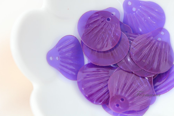 スパンコール 約50枚(約5g) 貝 シェル 20mm 半透明紫(SSL200PPJWHS) 1枚目の画像