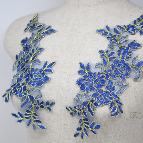 MUVEIL 花刺繍 モッズコート 金ボタン パンジー 蜂 ビジュー フード取外 MUVEIL 花刺繍 モッズコート 金ボタン パンジー 蜂 ビジュー