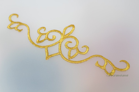 [訳あり]刺繍ワッペン 1枚 金糸 コスプレ・衣装素材 (WSYA70GLJL00) 3枚目の画像
