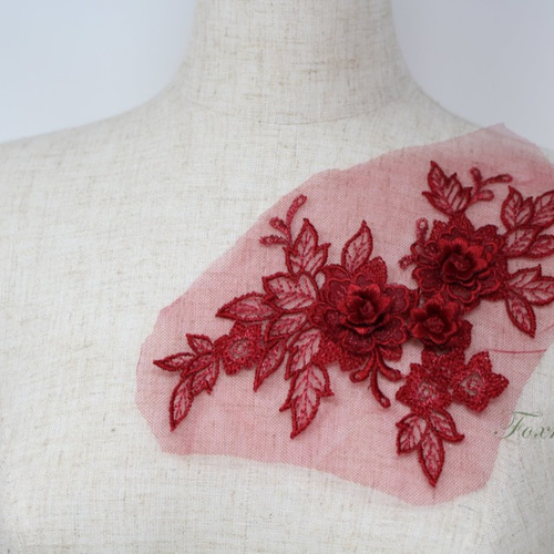 チュールコード刺繍モチーフ 1枚 花 ベージュ色 スパンコール チュールコード刺繍モチーフ 1枚 花 ベージュ色 スパンコール