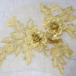 チュール刺繍花びら立体モチーフ 黄色x金色ラメ タイプB 1枚(MTHA92GLJQ0B) 4枚目の画像