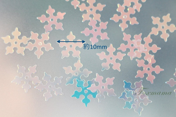 スパンコール 約240枚(約4g) 雪 結晶 花 10mm オーロラ 透明 (SSN10ASKJJ00) 2枚目の画像