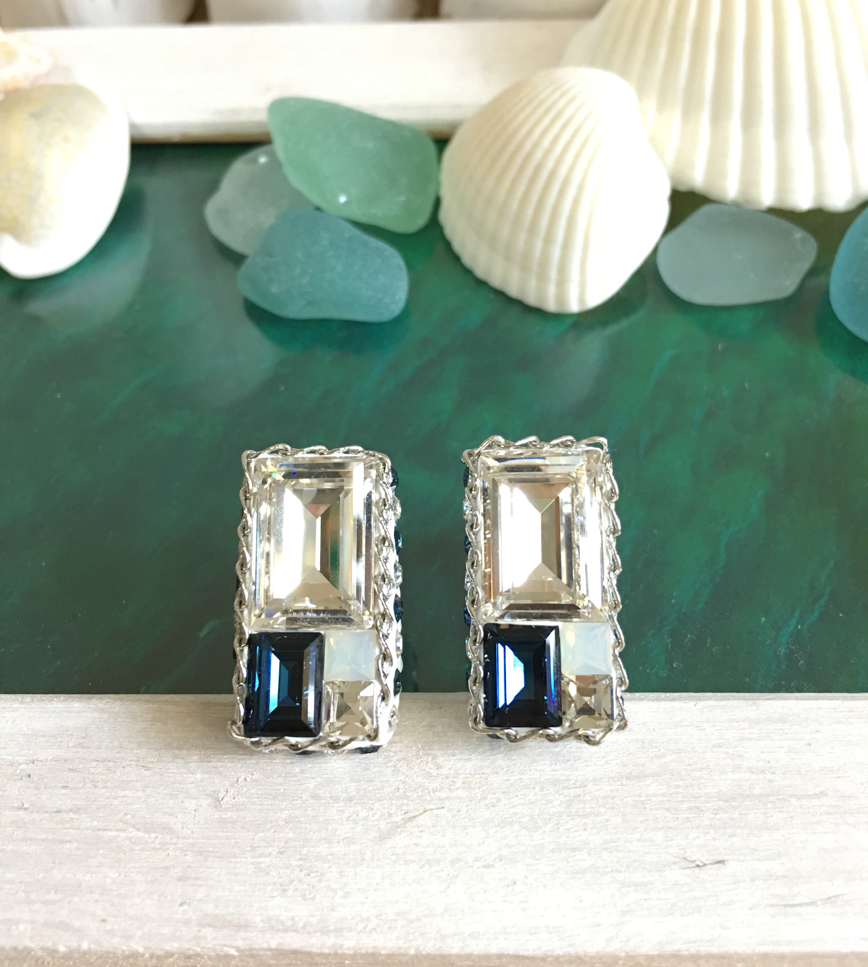 スクエア イヤリング (クリスタル) SWAROVSKI Crystals 使用