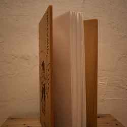 手製本、糸かがりの木の表紙のノート 4枚目の画像