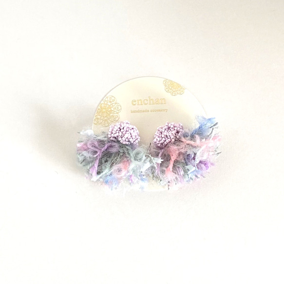 tubufuwa刺繍耳飾り［パープル］ビーズ刺繍　ピアス/イヤリング 2枚目の画像