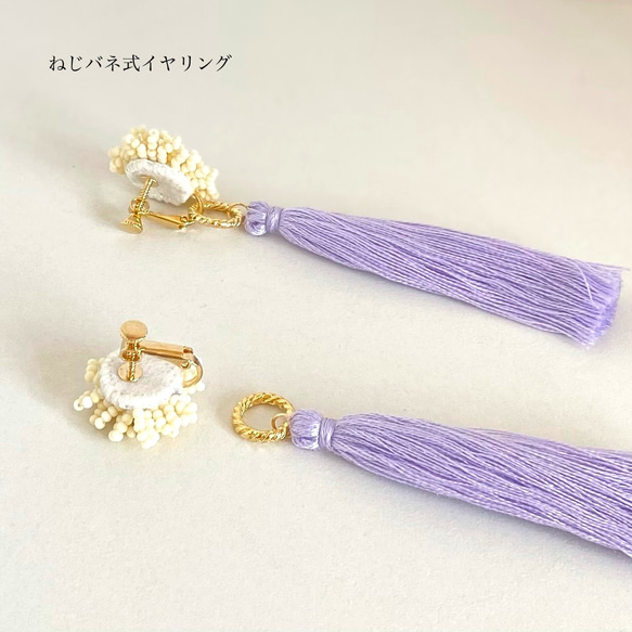 【再販】flower刺繍2wayロングタッセル耳飾り［アイボリー］ビーズ刺繍　ピアス／イヤリング 5枚目の画像