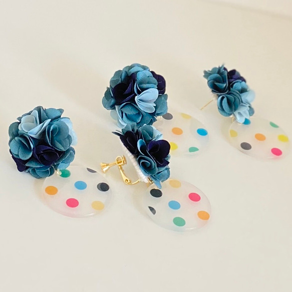 flower dot 刺繍イヤリング［ブルー］ 4枚目の画像