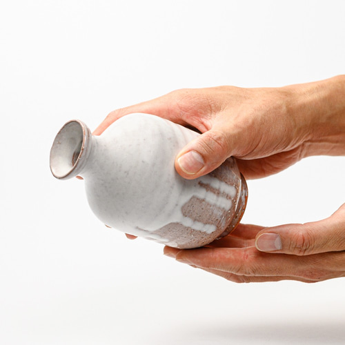 萩焼伝統的工芸品】徳利白萩掛分け肩衝No928 おちょこ・ぐい呑み