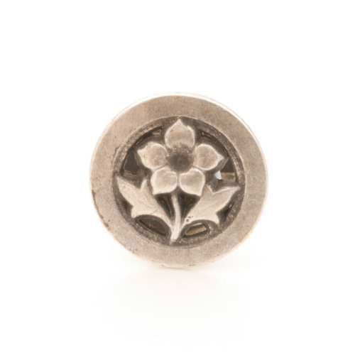 一輪の花がシックなカフスボタン Metal 104 タイピン・カフス 3B