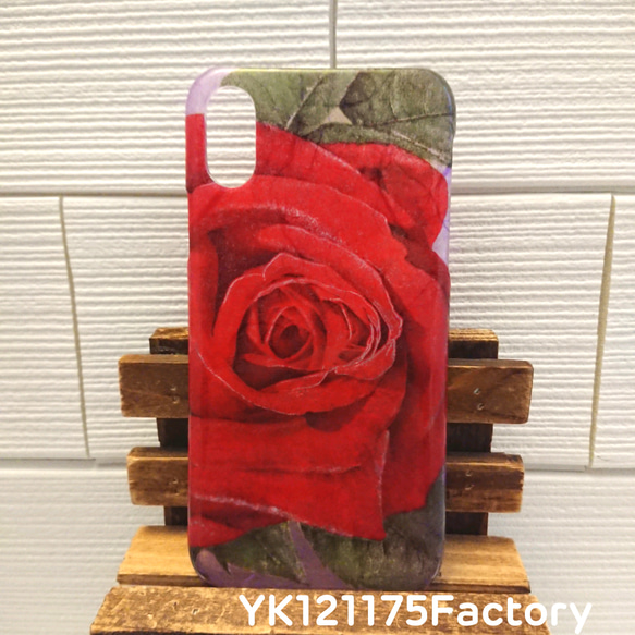 コントラストが美しい「深紅の薔薇」のスマホケース(和紙＋‪α‬) 1枚目の画像