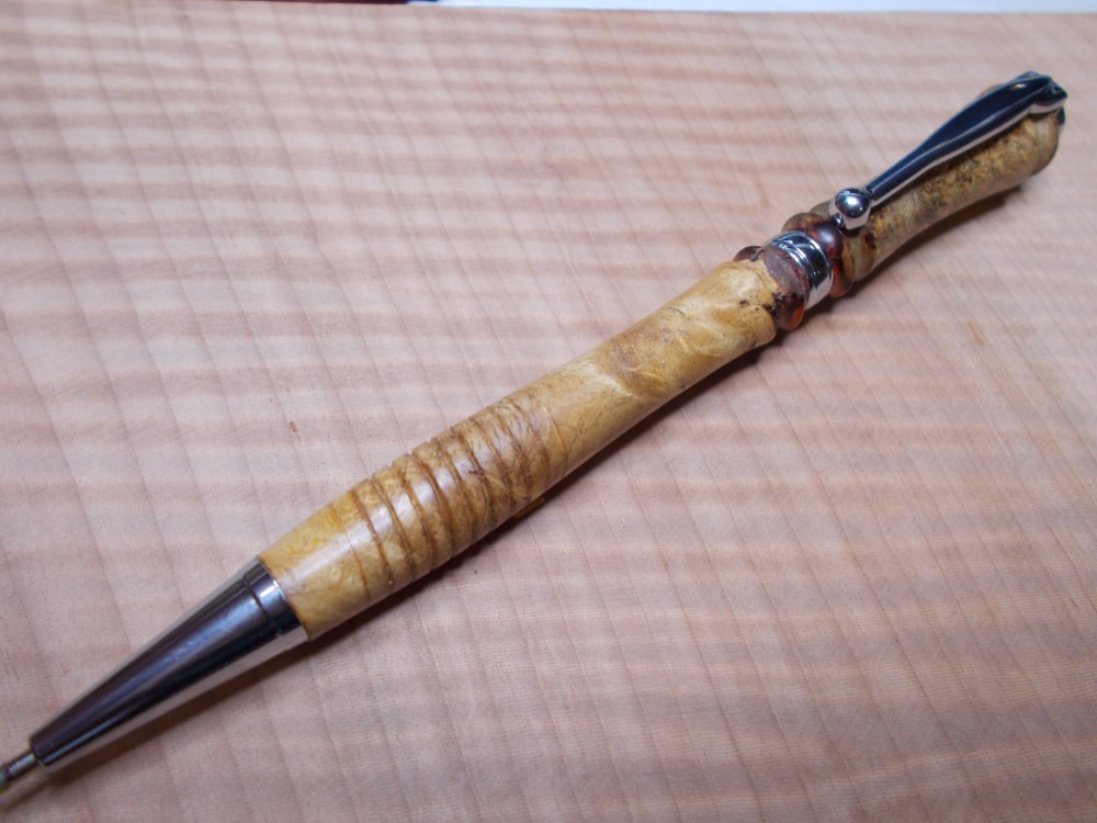 花梨の瘤杢(トリコロール)　ボールペン！　手作り品　プレゼントに！（クロスタイプ）