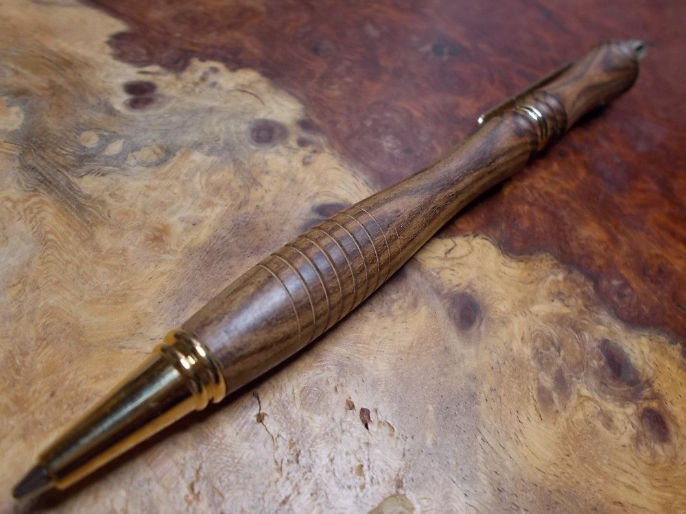 香木！タンボチの0.5㎜シャープペン！　手作り品！　　プレゼントに！