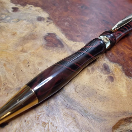 エボナイト(赤)のボールペン(パーカータイプ G2規格リフィル