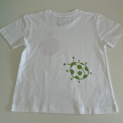 受注制作　kidsTシャツ「シンプル　てんとう虫と青リンゴ」80cm~140対応 3枚目の画像