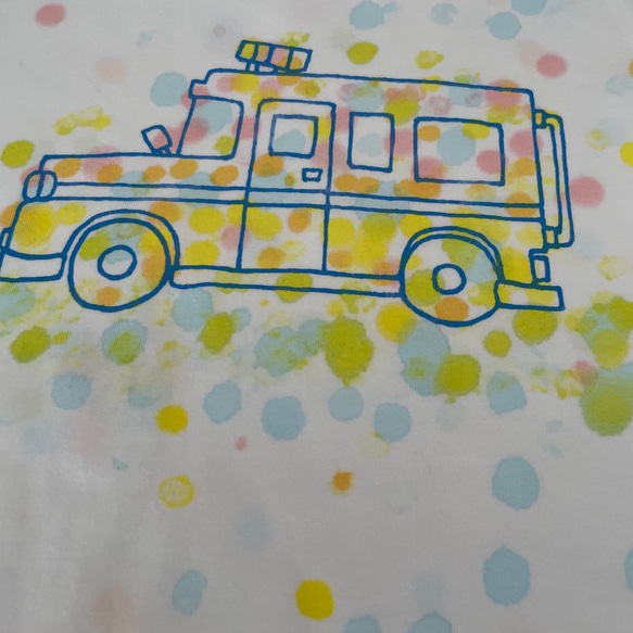 受注制作　kidsTシャツ「はたらく車〜パトカー」100cm~140対応 2枚目の画像