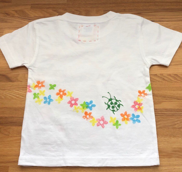 受注制作　kidsTシャツ「キリンと花リース」90cm~140対応 3枚目の画像