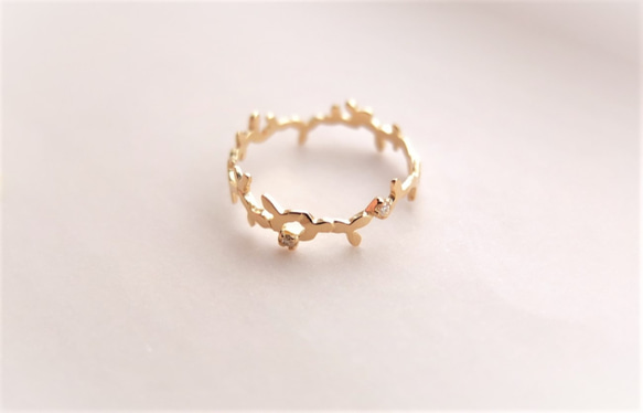 ＊～葉を纏う～foglia ダイヤモンド k10gold ring 1枚目の画像