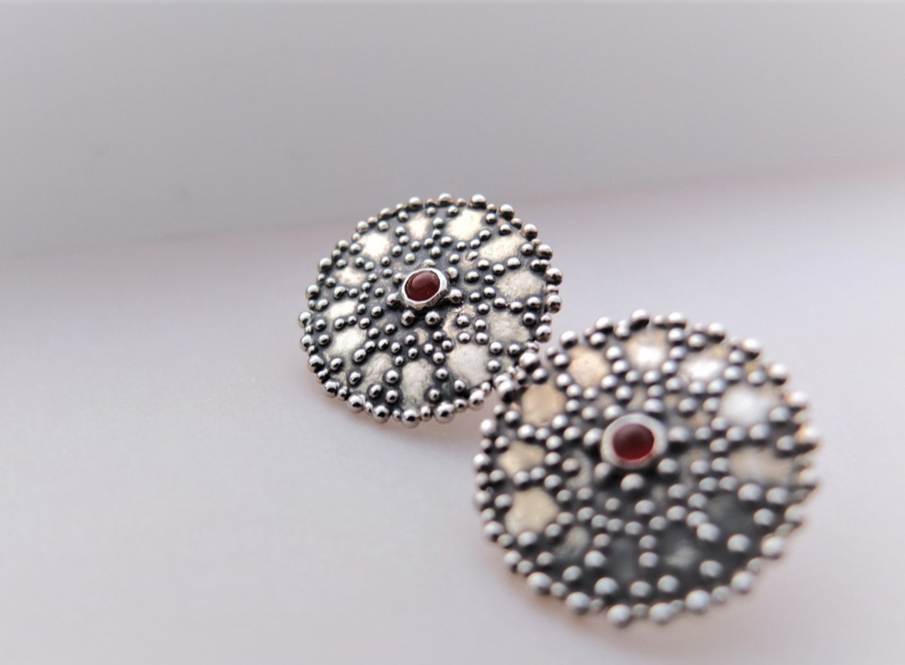 カーネリアン＊アジアンアンティーク風scudo silver ピアス　燻し 15,048円