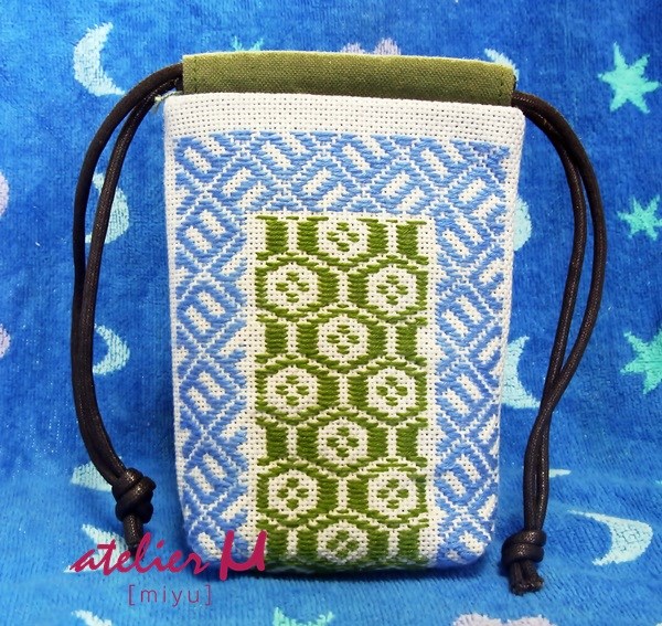こぎん刺しのカラフル巾着