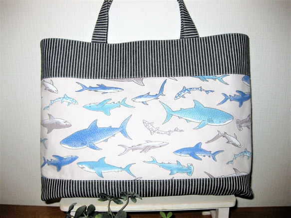 サメのレッスンバッグ 2枚目の画像